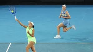 小高的“粪坑”还是回来了！《艾尔登法环：黑夜君临》新DLC将实装毒沼地形